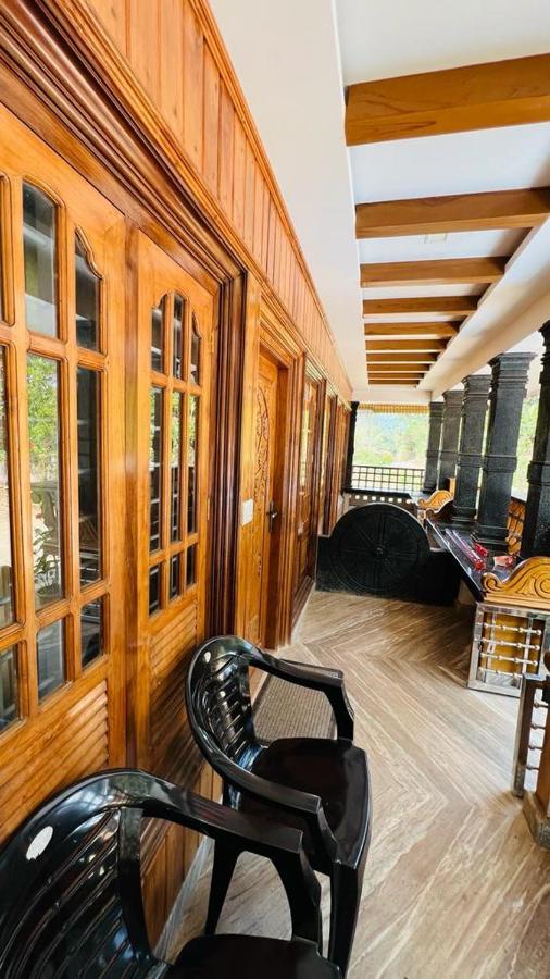 Golden Cypress With Pool -wayanad Homestay *