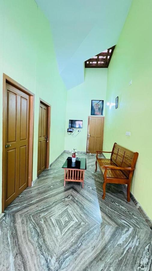 Golden Cypress With Pool -wayanad Homestay *